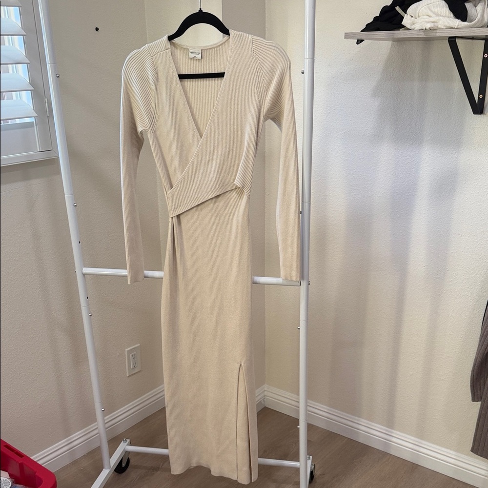 Abercrombie Cream Soft Dress